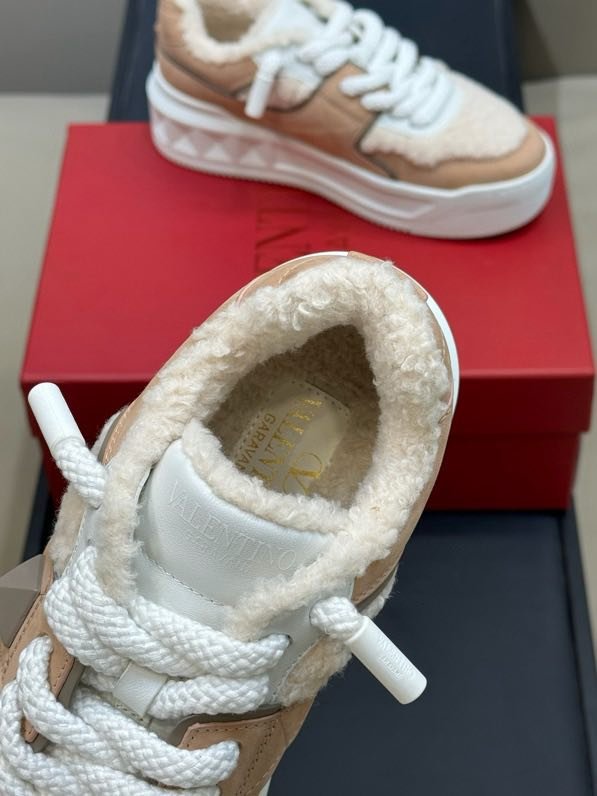 Кроссовки фото 6