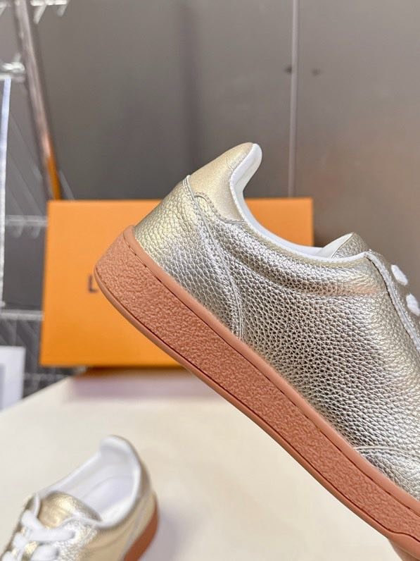 Кроссовки фото 6