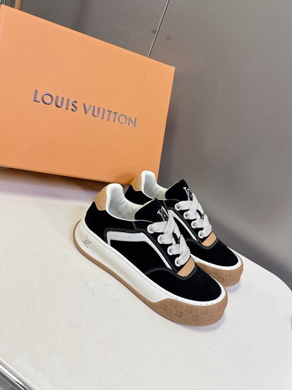 Кроссовки фото 6