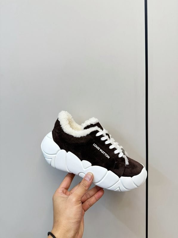 Кроссовки фото 6