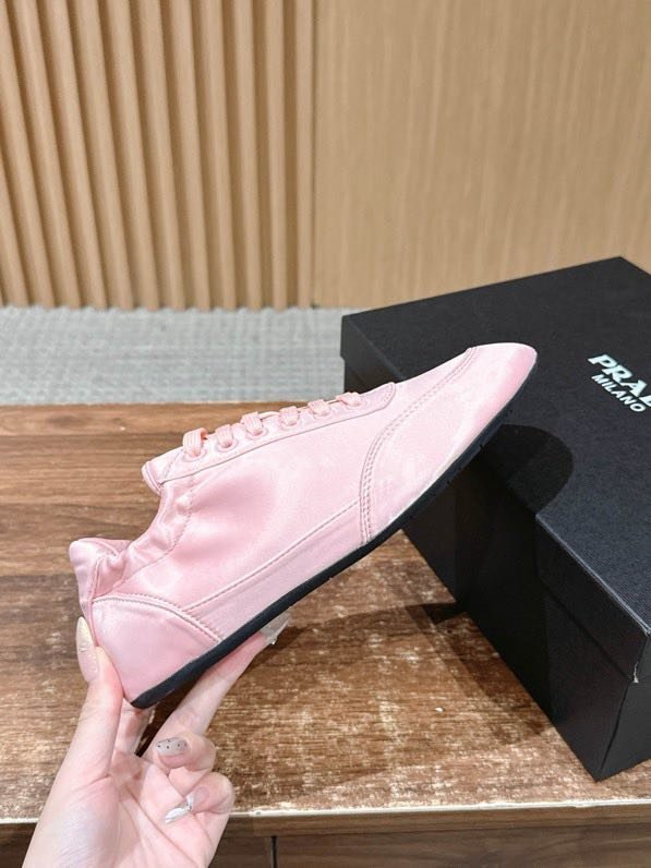 Кроссовки фото 6