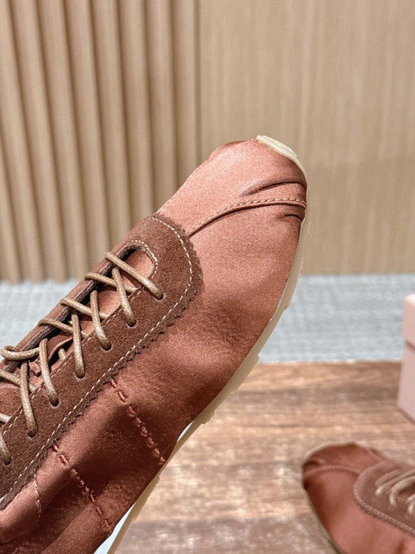 Кроссовки фото 6