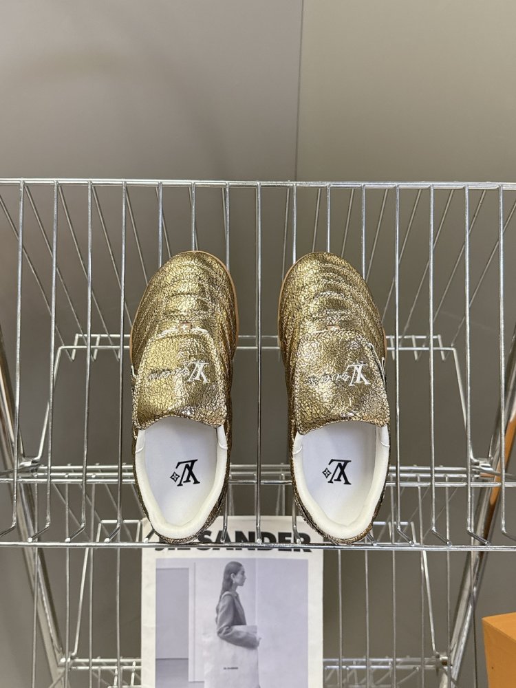 Кроссовки фото 6