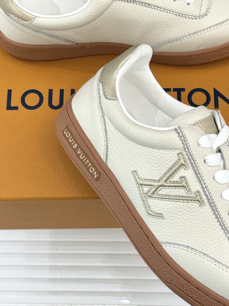 Кроссовки фото 6