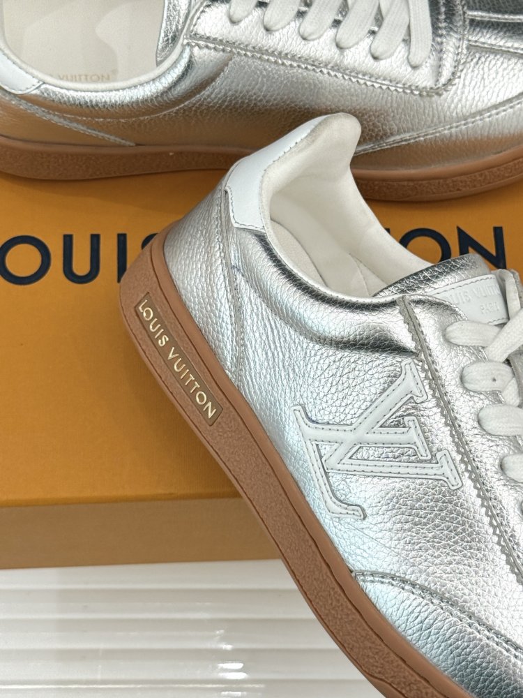 Кроссовки фото 6