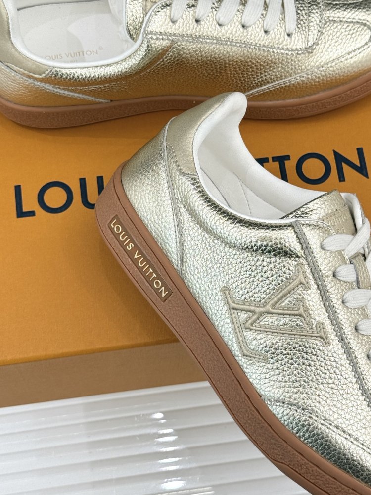 Кроссовки фото 6