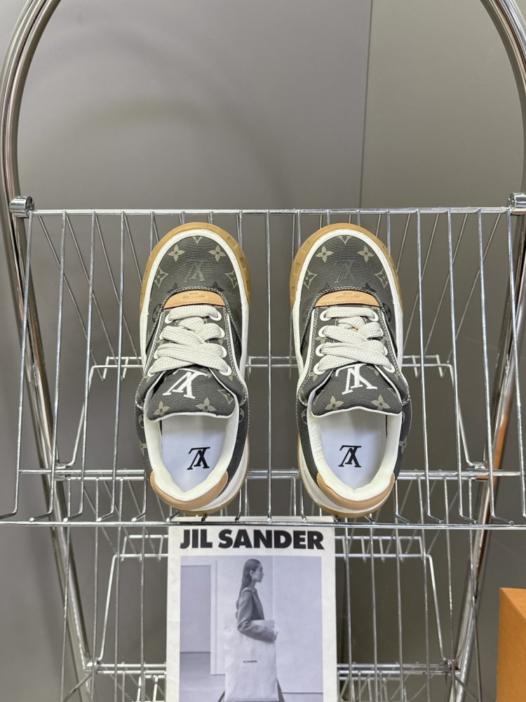 Кроссовки фото 6