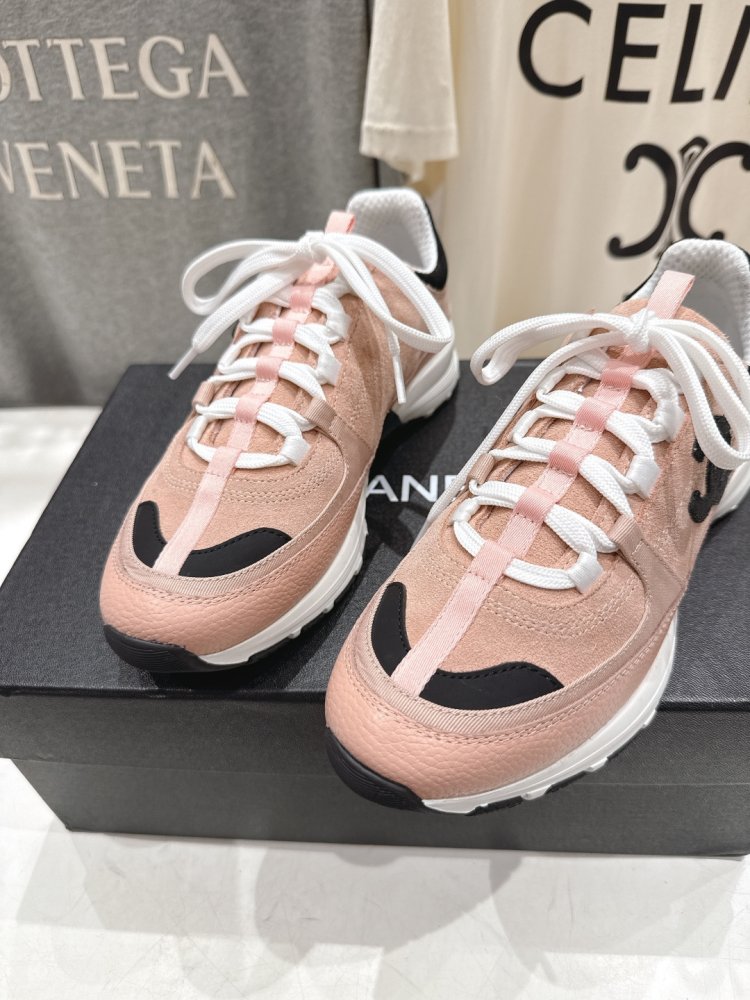 Кроссовки фото 6