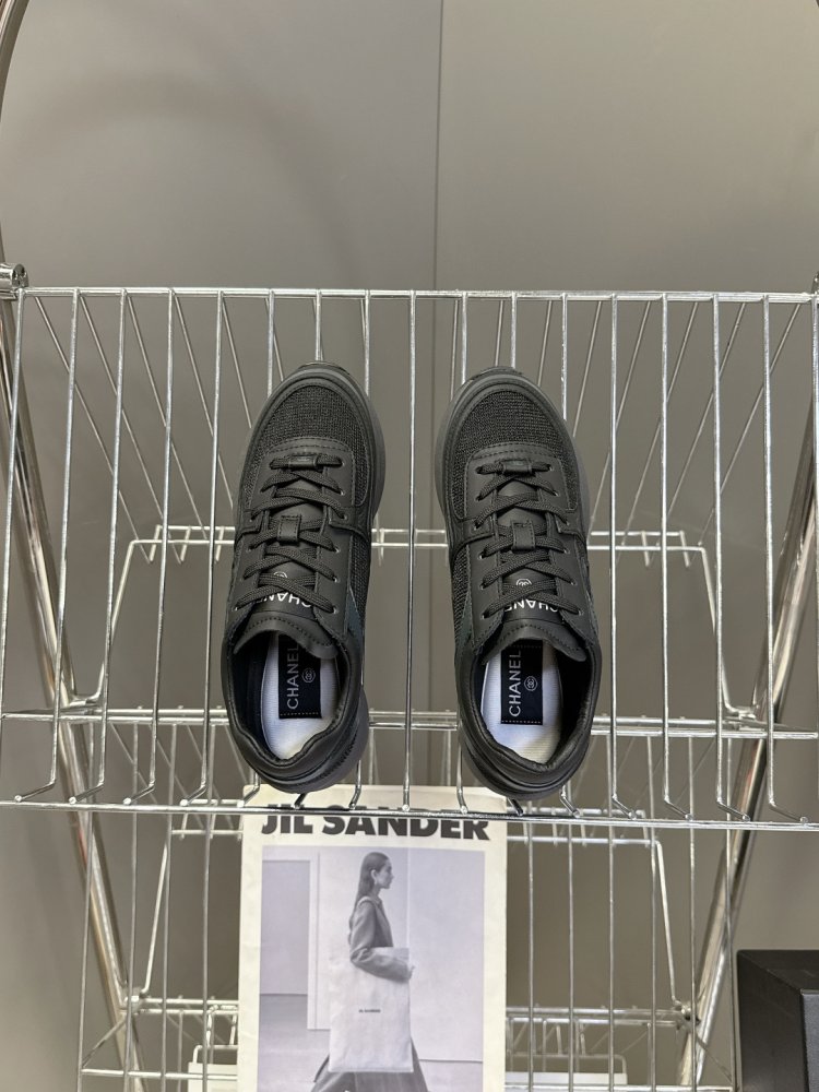 Кроссовки фото 6