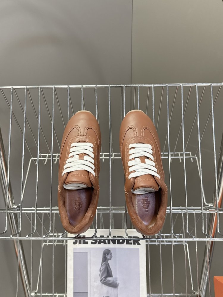 Кроссовки фото 6