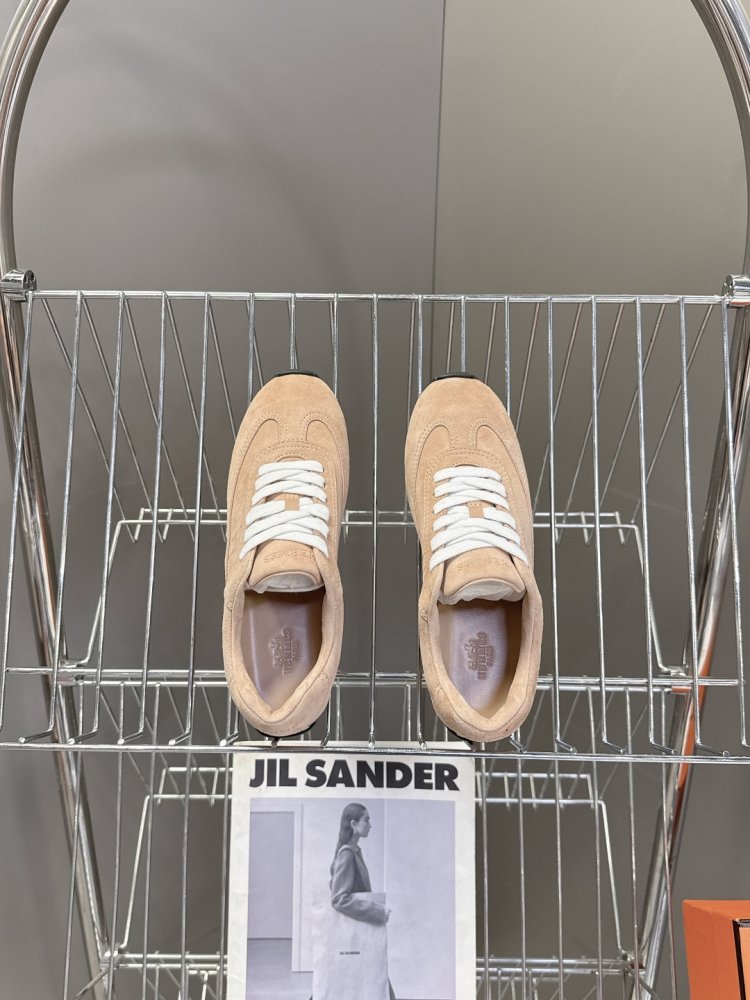 Кроссовки фото 6