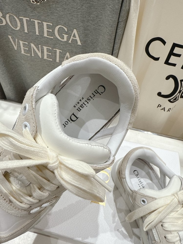 Кроссовки фото 6