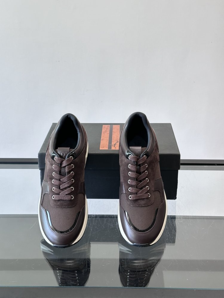 Кросівки фото 6