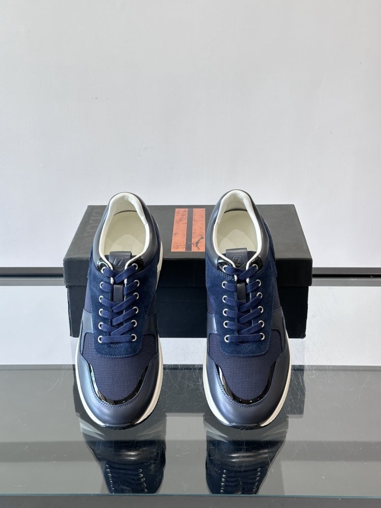 Кроссовки фото 6