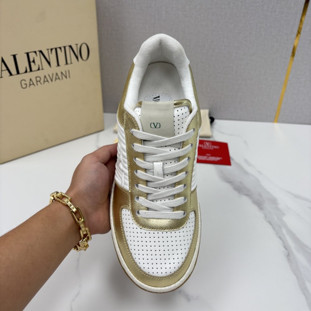 Кросівки фото 6