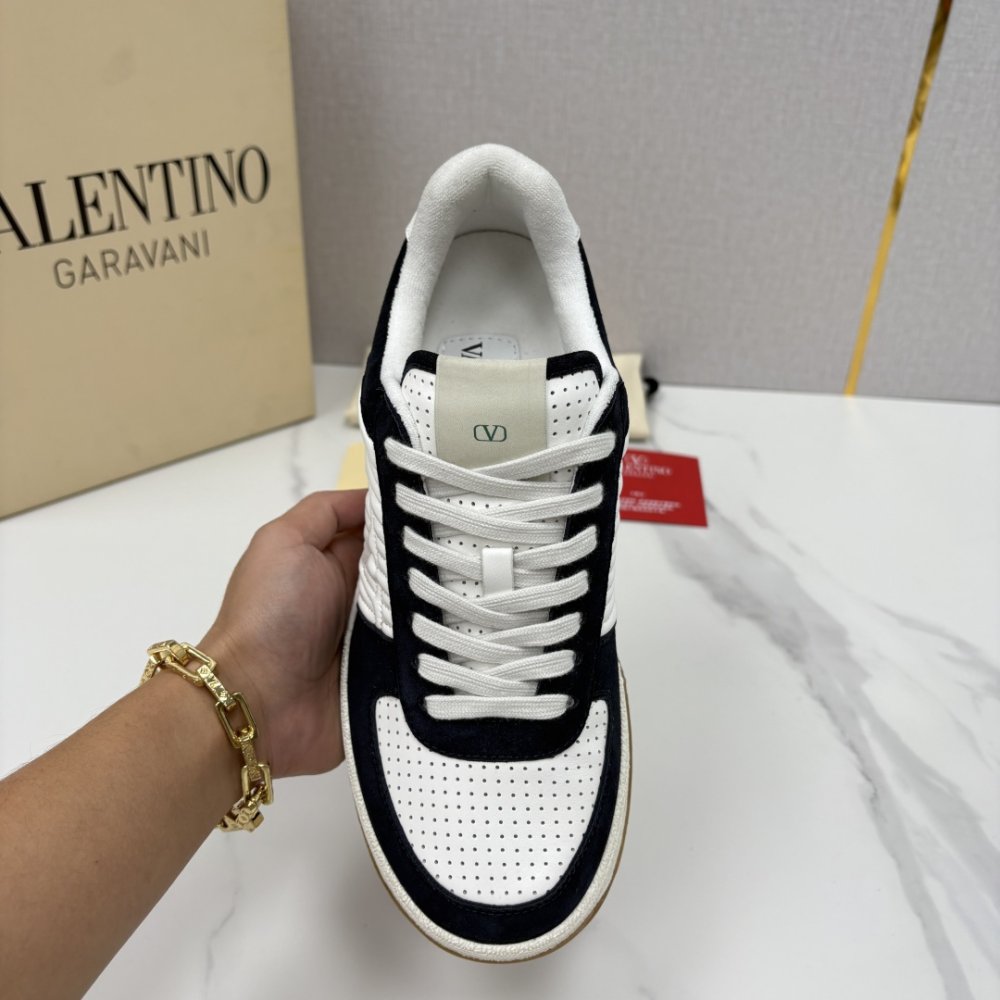 Кроссовки фото 6