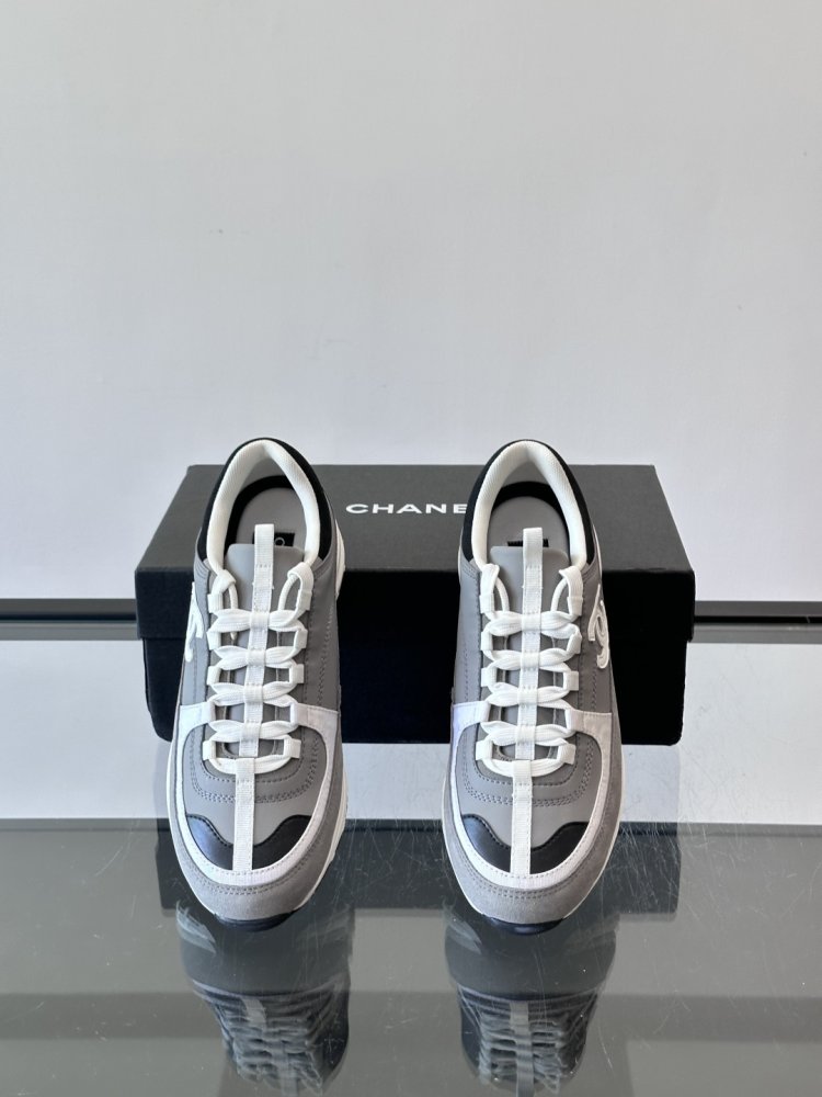 Кросівки фото 6