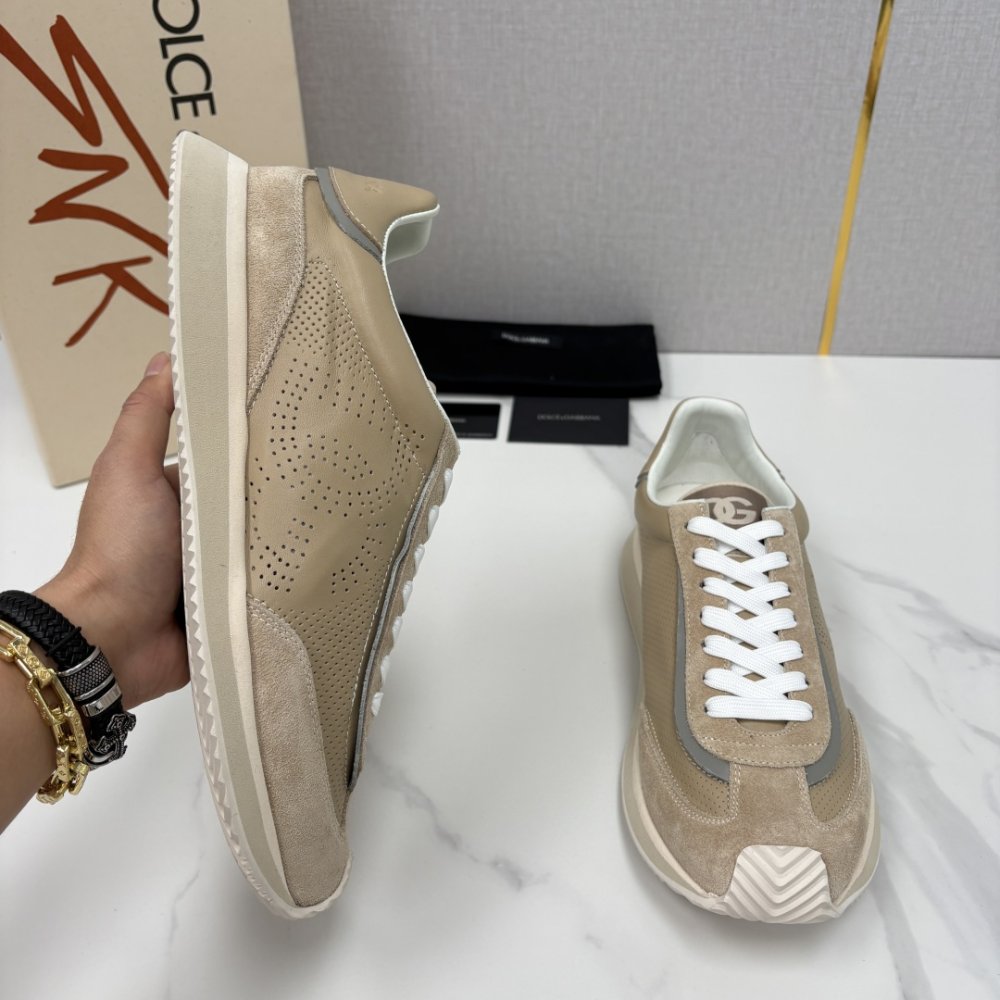 Кросівки фото 6