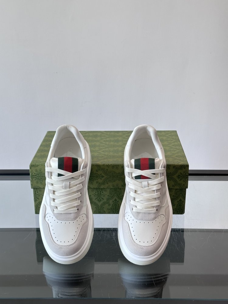 Кросівки фото 6