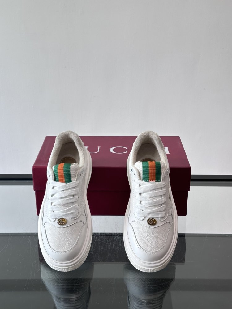 Кросівки фото 6