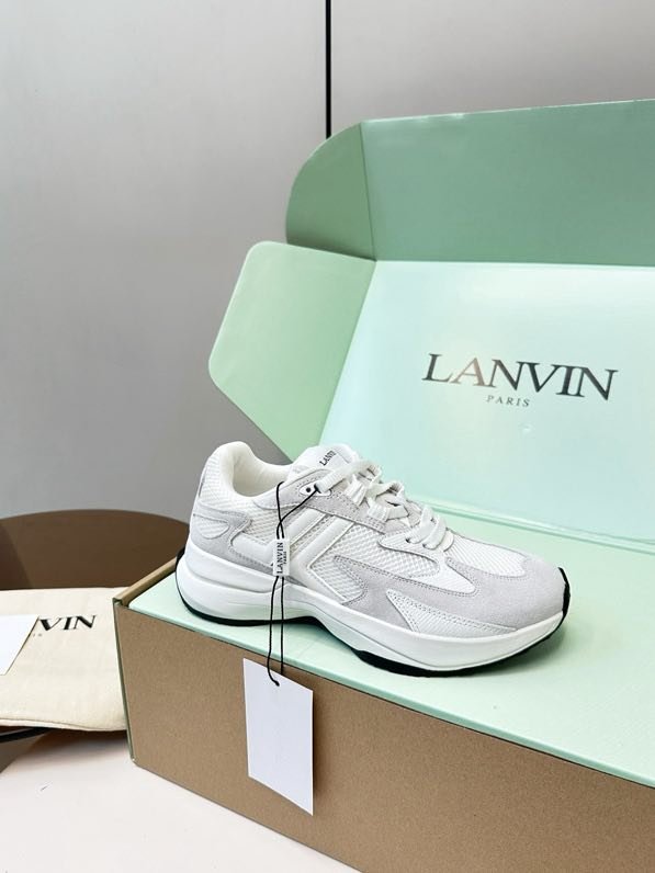 Кроссовки фото 7