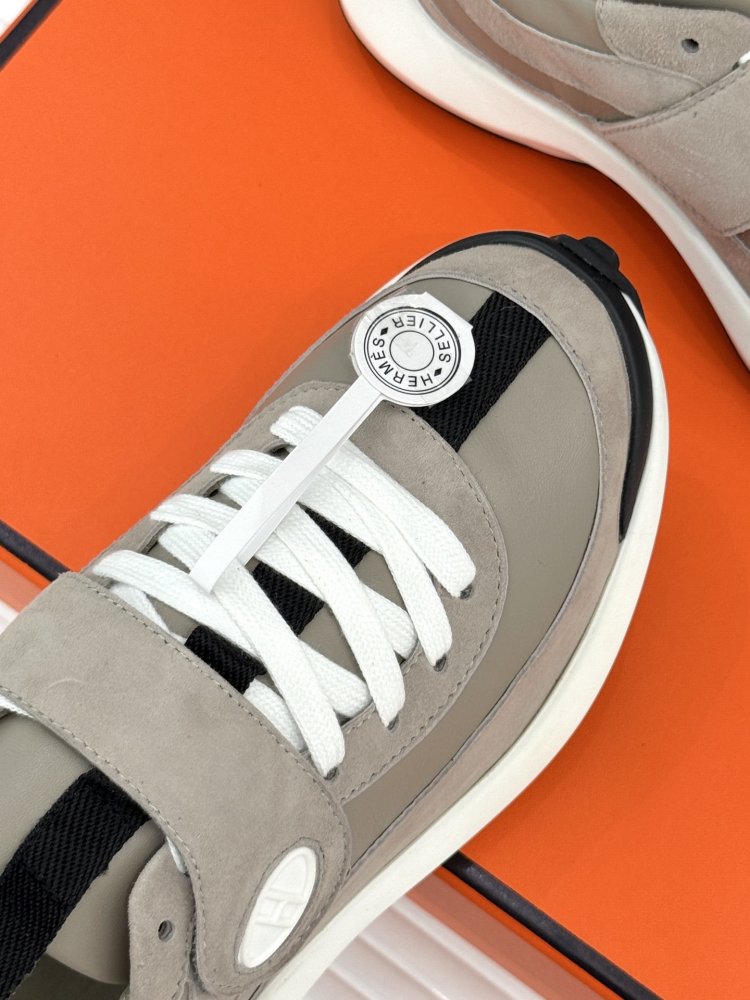 Кросівки фото 7