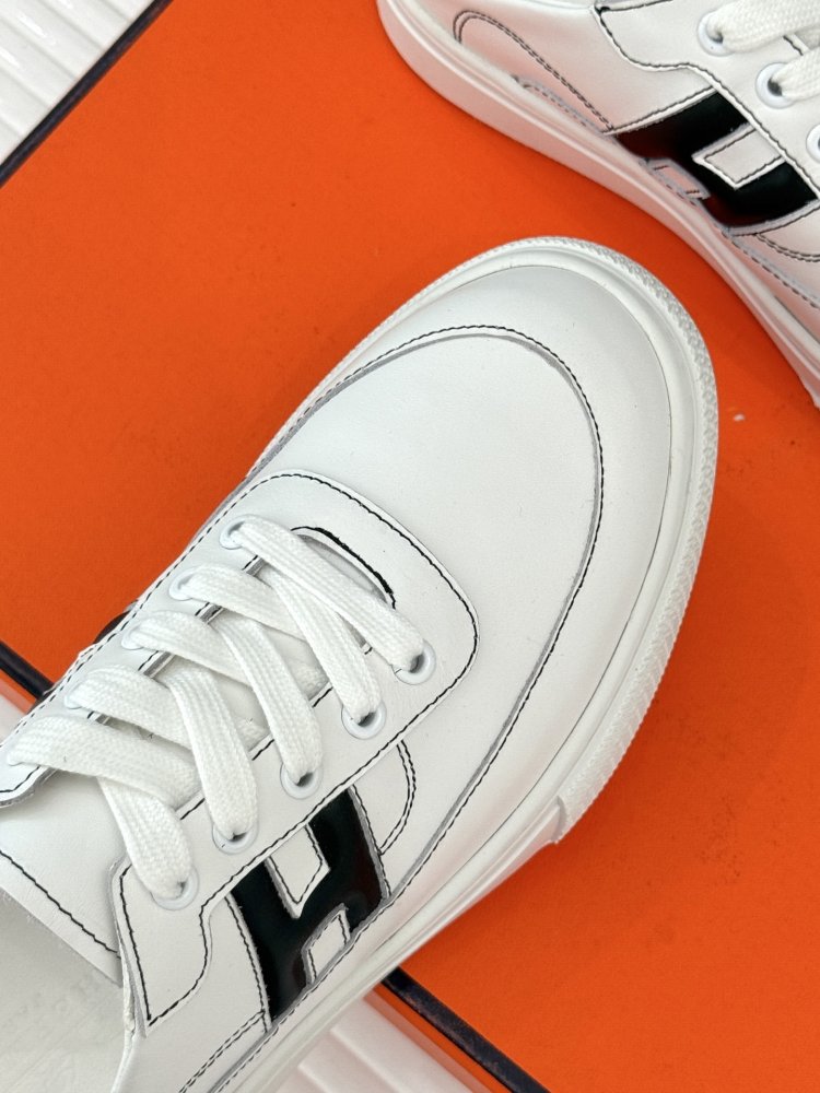 Кросівки фото 7