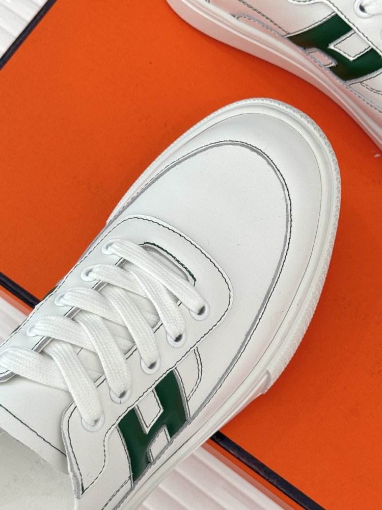 Кросівки фото 7