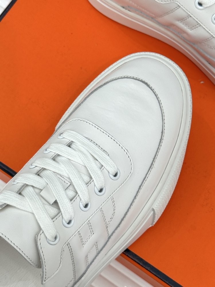 Кросівки фото 7