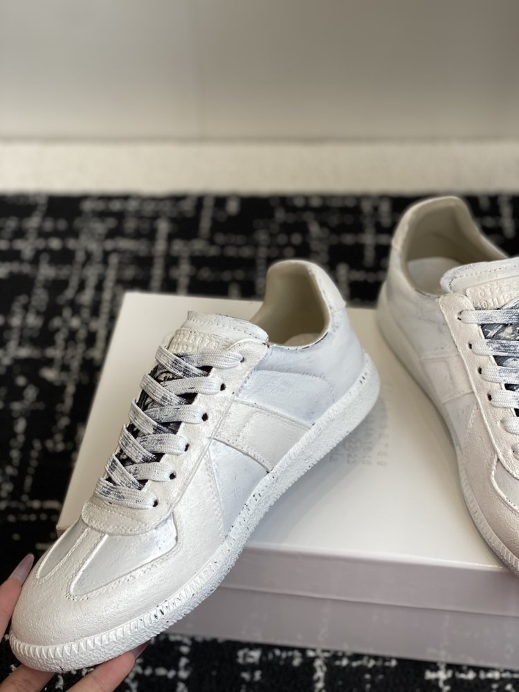 Кроссовки фото 7