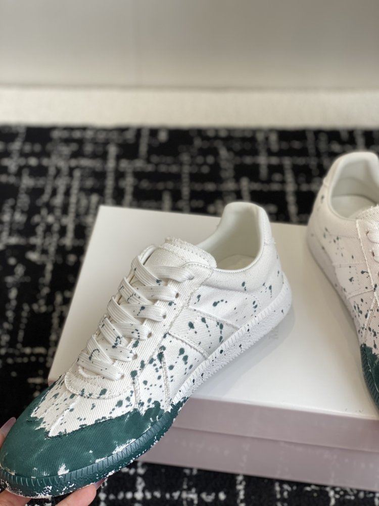 Кроссовки фото 7