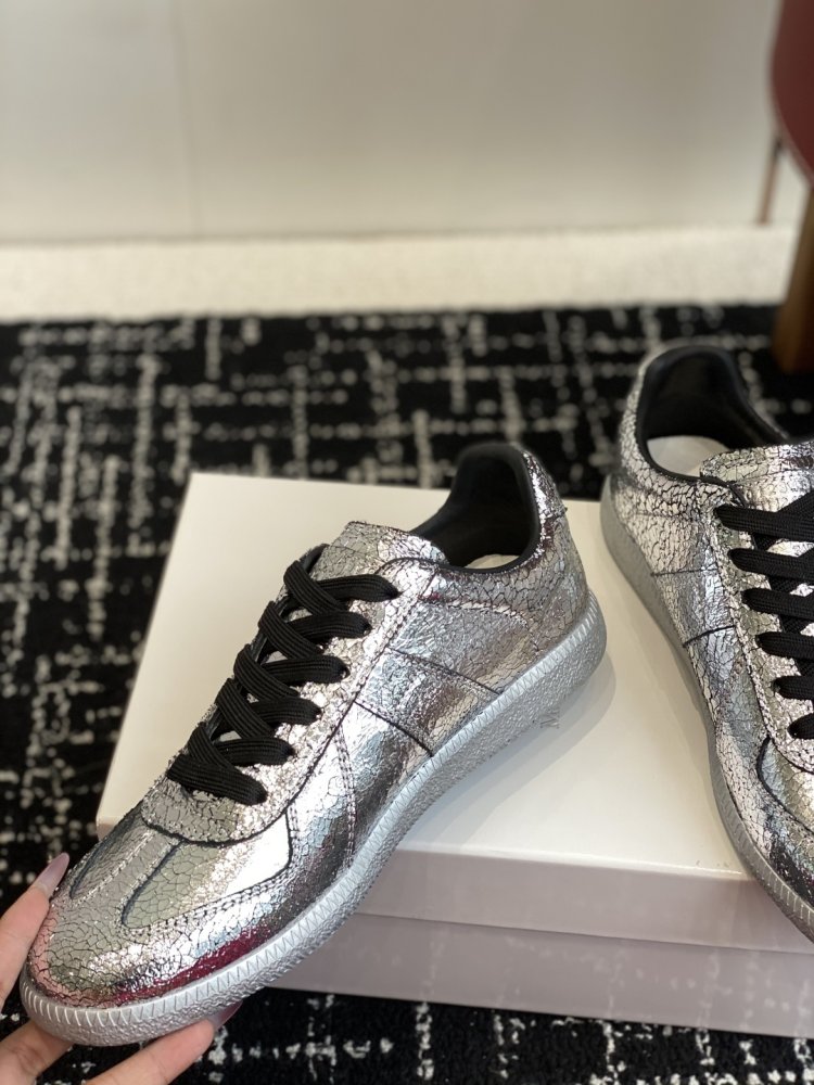 Кроссовки фото 7