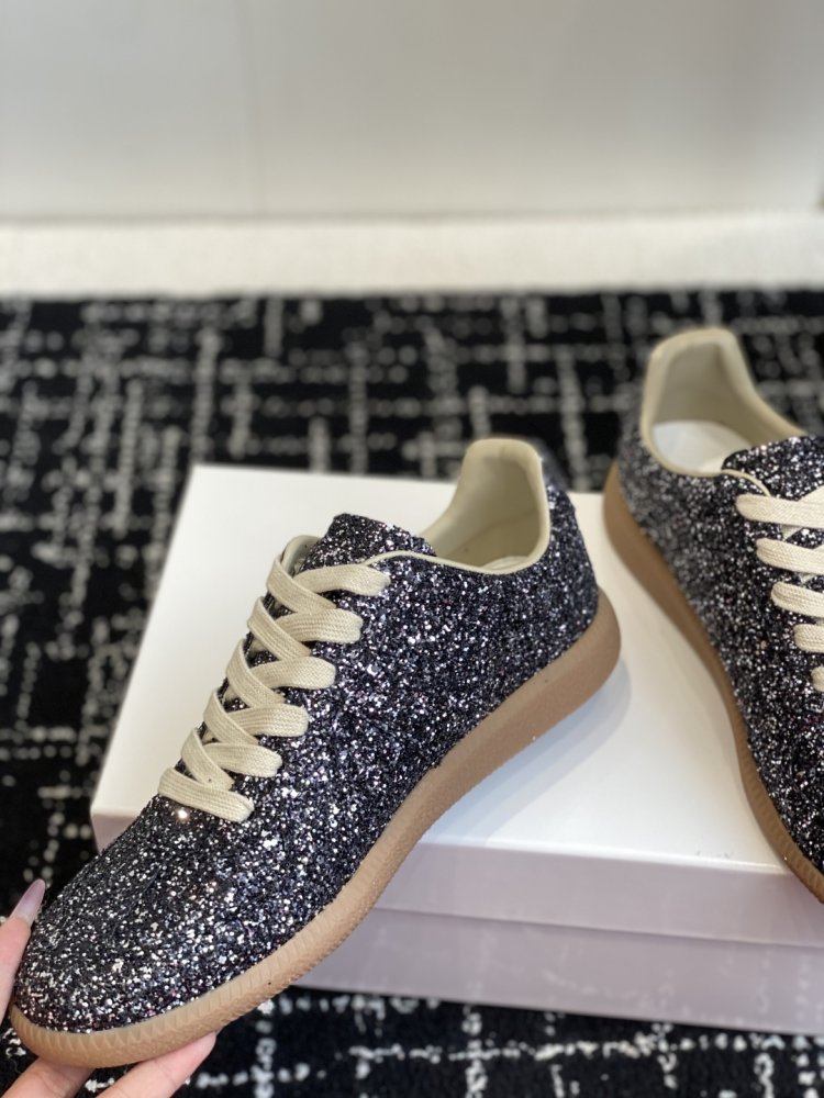 Кроссовки фото 7