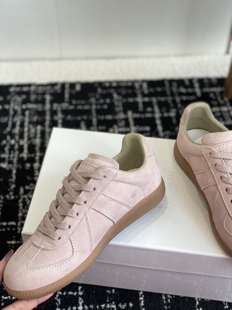 Кроссовки фото 7