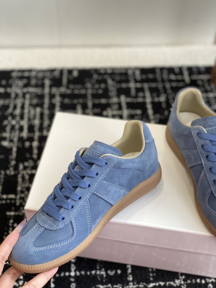 Кросівки фото 7