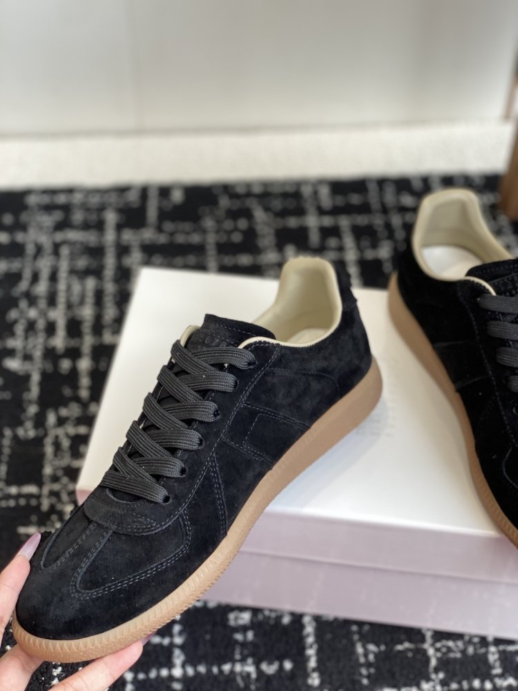 Кроссовки фото 7