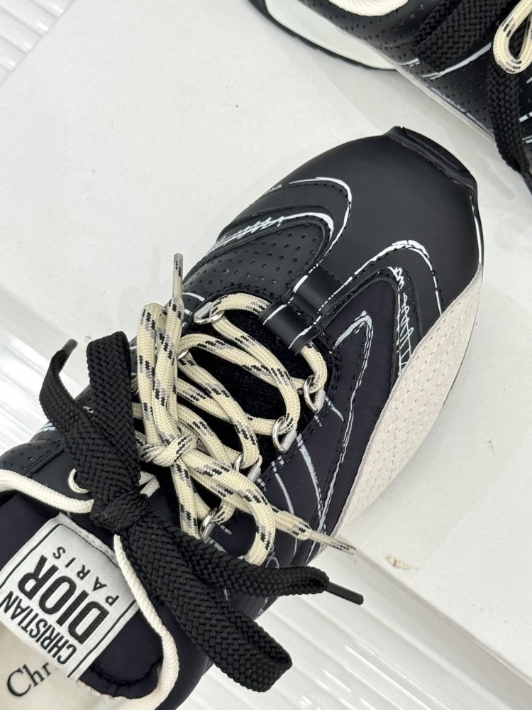 Кроссовки фото 7