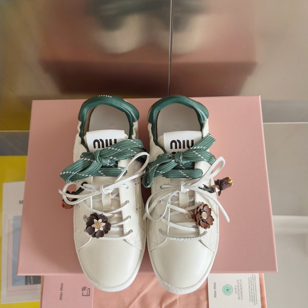 Кроссовки фото 7