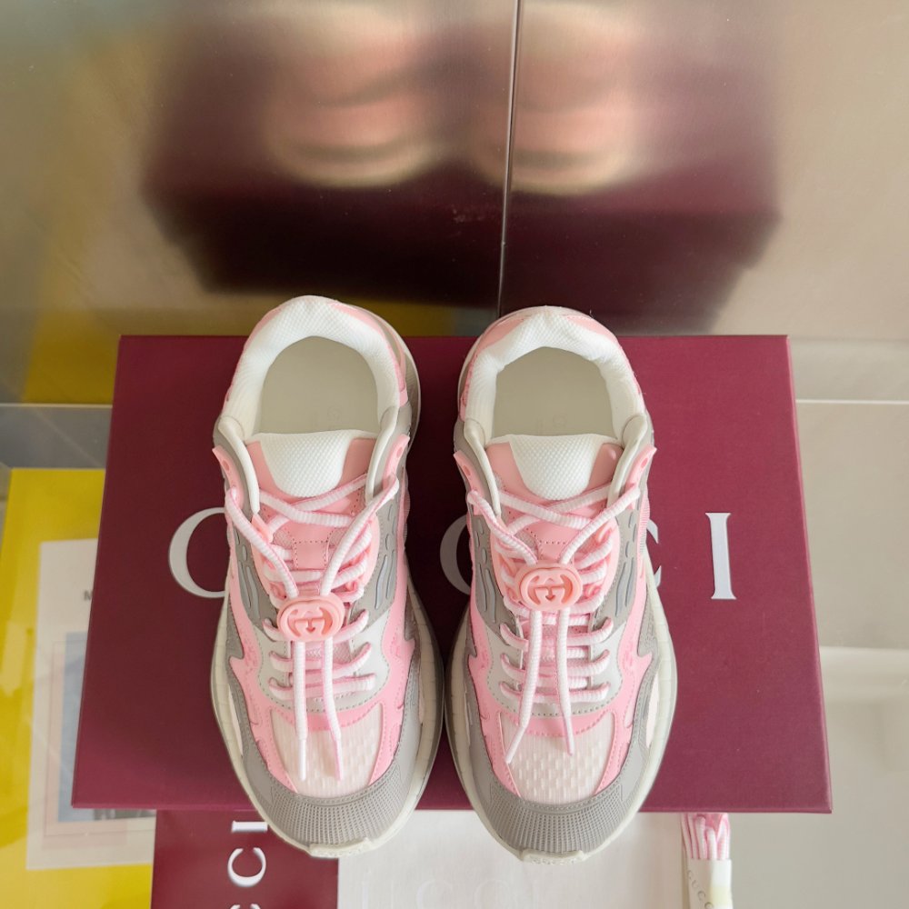 Кроссовки фото 7