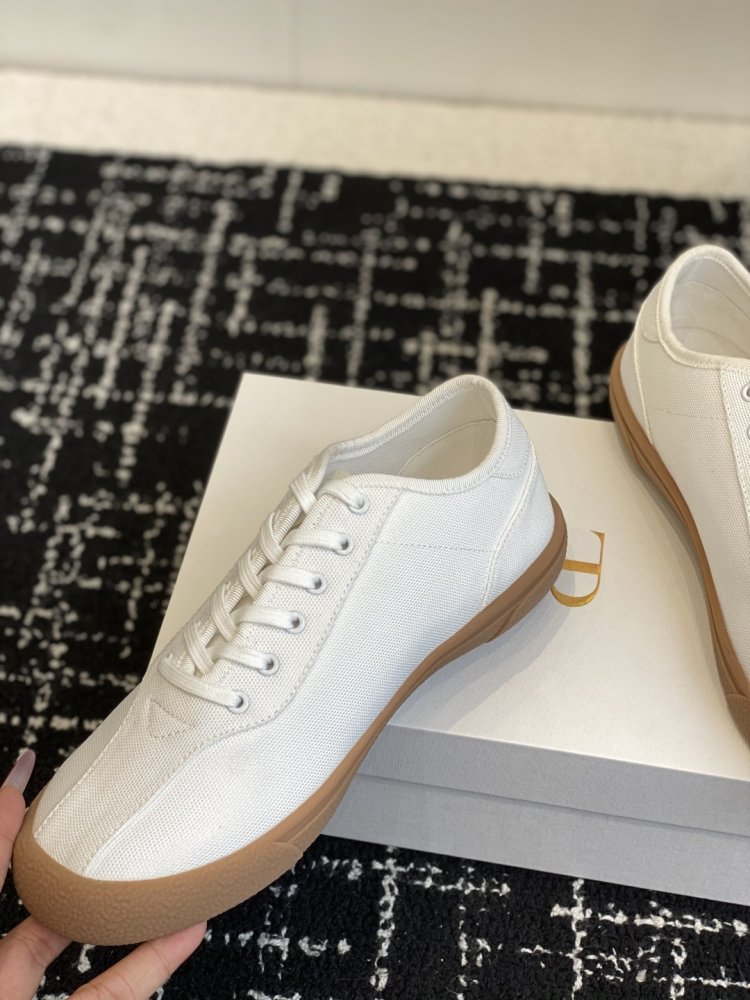 Кроссовки фото 7