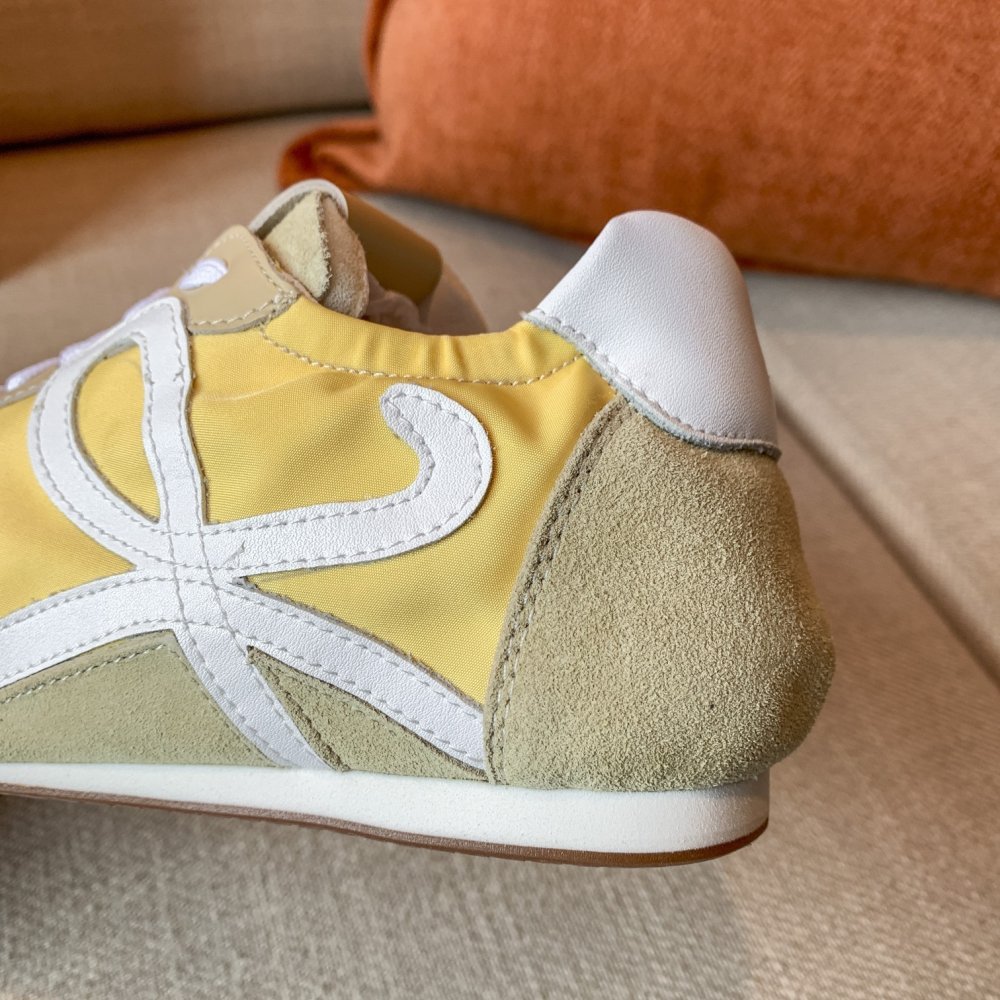 Кроссовки фото 7