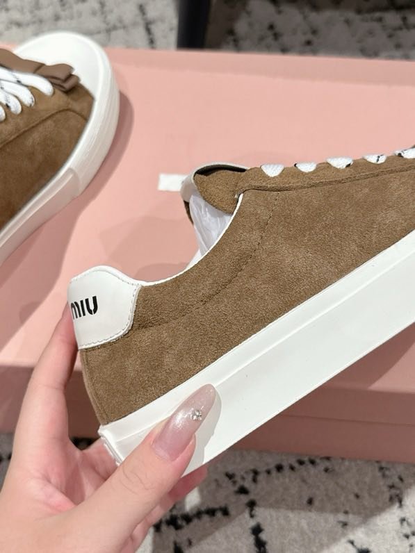 Кроссовки фото 7