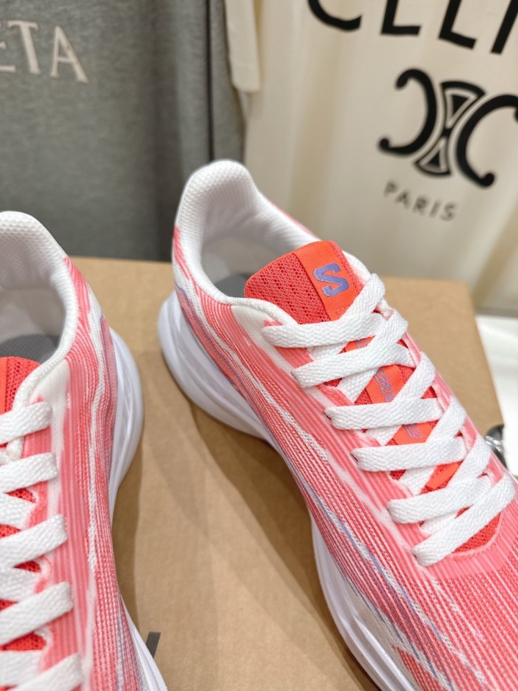 Кросівки фото 7