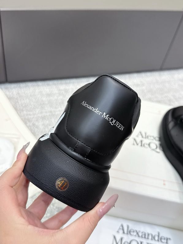 Кроссовки фото 7