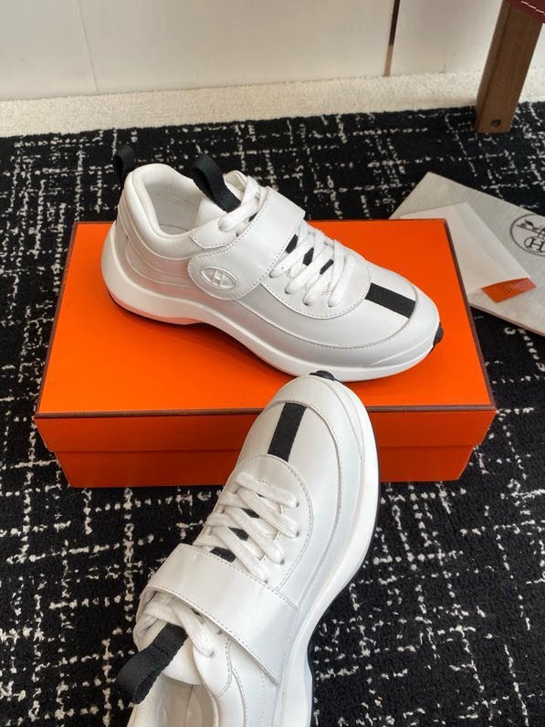 Кросівки фото 7