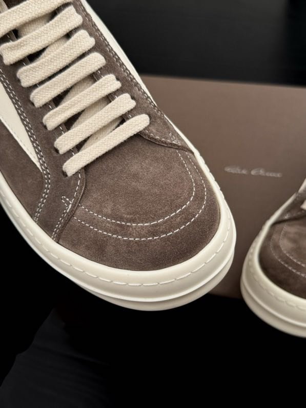 Кросівки фото 7