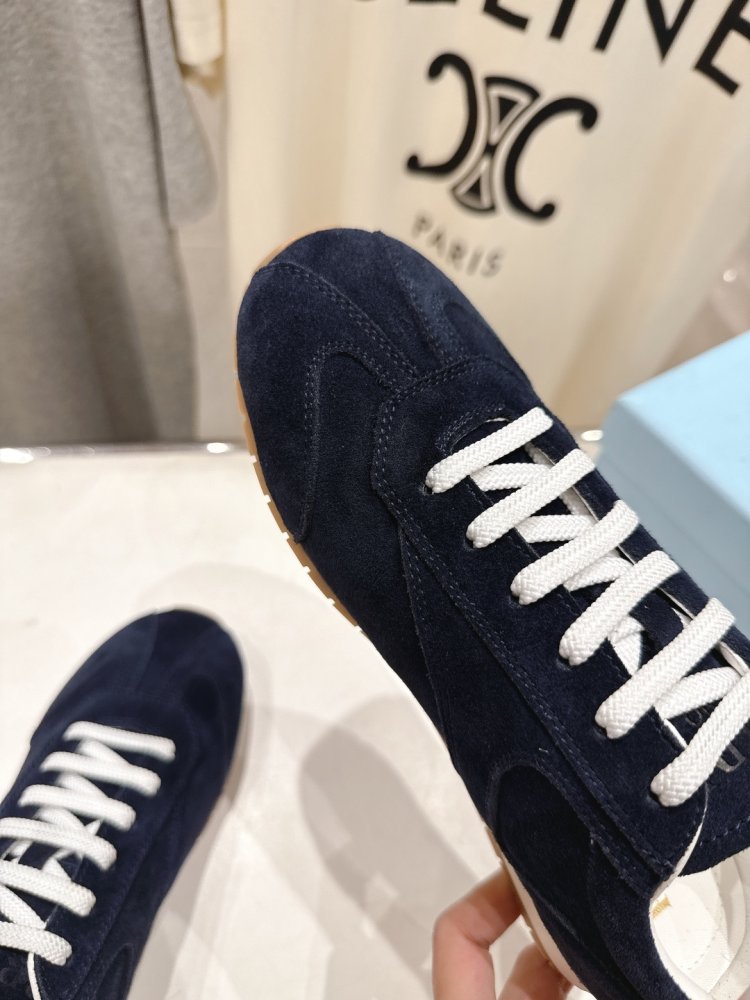 Кроссовки фото 7