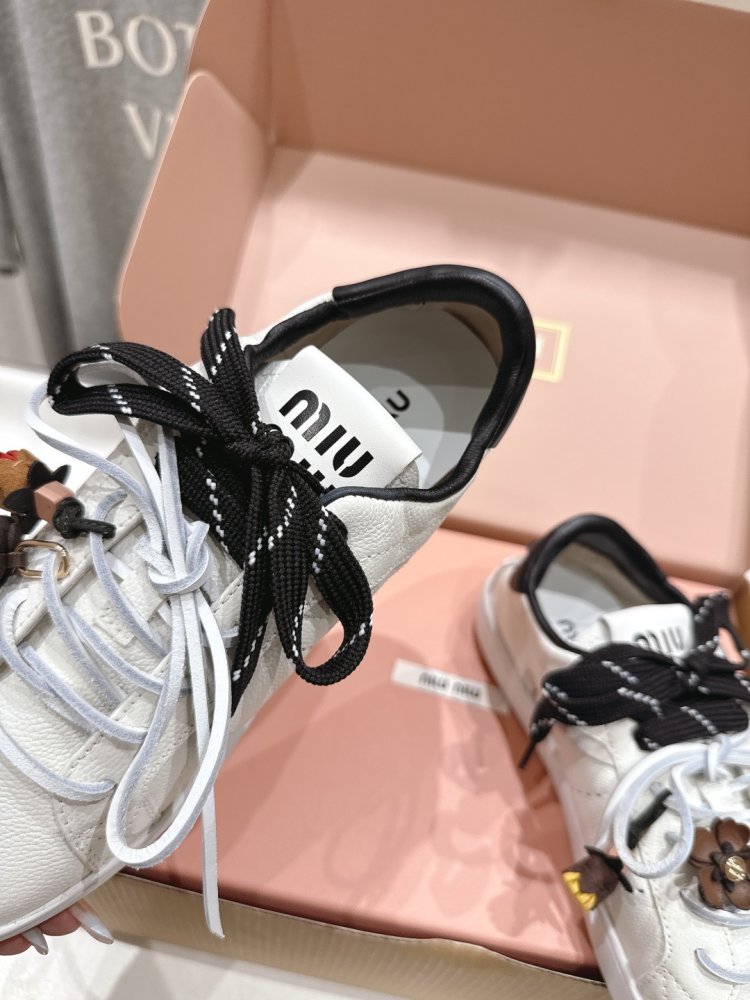 Кроссовки фото 7