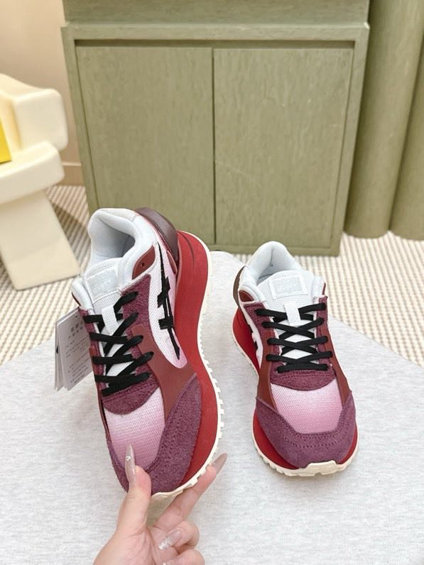 Кроссовки фото 7