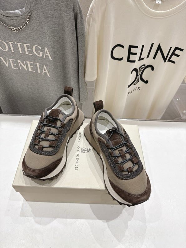 Кроссовки фото 7